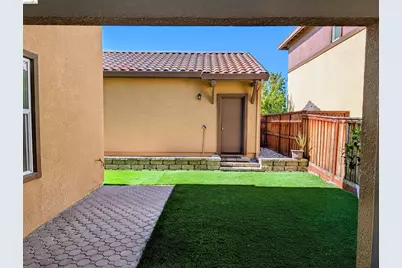 103 Vince St, Mountain House, CA 95391 - Photo 8