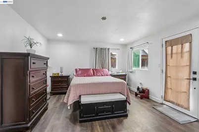 221 Beegum Way, San Jose, CA 95123 - Photo 14