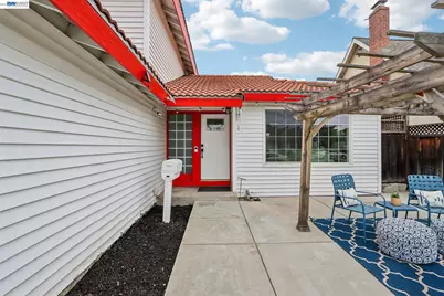 221 Beegum Way, San Jose, CA 95123 - Photo 2