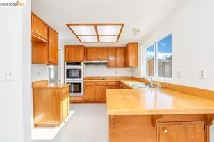 3318 Bluejay Dr, Antioch, CA 94509 - Photo 12