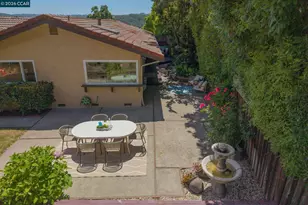 1085 Country Club Dr, Moraga, CA 94556 - Photo 32