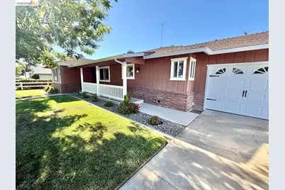 395 North Ave, Turlock, CA 95382 - Photo 2
