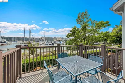 314 E St, Benicia, CA 94510 - Photo 6