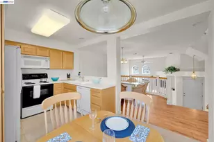 314 E St, Benicia, CA 94510 - Photo 12
