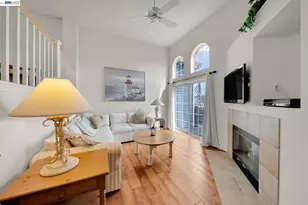 314 E St, Benicia, CA 94510 - Photo 2