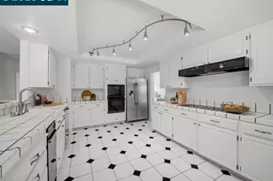 209 Walnut Creek Ct, Danville, CA 94506 - Photo 18