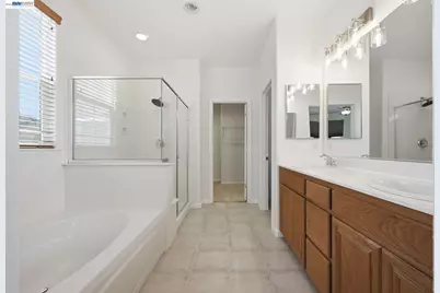2824 Hilltop Mall Rd, Richmond, CA 94806 - Photo 22
