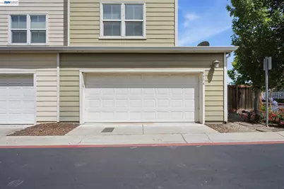 2824 Hilltop Mall Rd, Richmond, CA 94806 - Photo 4