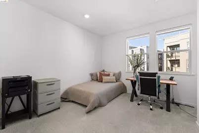 2836 Tradewind Dr, Alameda, CA 94501 - Photo 20