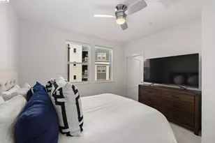 2836 Tradewind Dr, Alameda, CA 94501 - Photo 16