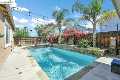 2459 Pacific Grove Ct, Discovery Bay, CA 94505 - Photo 20