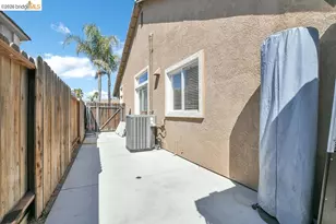 2459 Pacific Grove Ct, Discovery Bay, CA 94505 - Photo 26