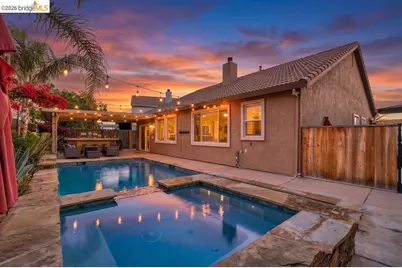 2459 Pacific Grove Ct, Discovery Bay, CA 94505 - Photo 28