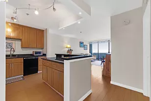 555 Pierce St, Albany, CA 94706 - Photo 4