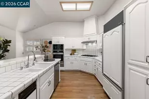 1901 Lakeshire Dr, Walnut Creek, CA 94595 - Photo 14