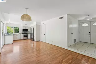 2884 Lyon Cir, Concord, CA 94518 - Photo 14