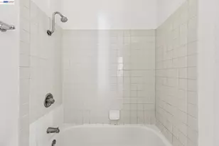 2884 Lyon Cir, Concord, CA 94518 - Photo 30
