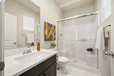 200 De Bord Dr, Tracy, CA 95376 - Photo 40