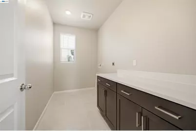 200 De Bord Dr, Tracy, CA 95376 - Photo 48