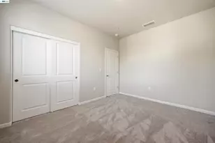 200 De bord Dr, Tracy, CA 95376 - Photo 46