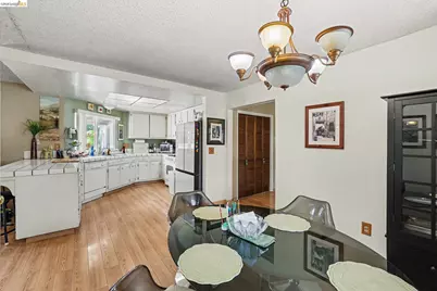 2366 Glendale Cir, Antioch, CA 94509 - Photo 10
