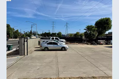 7031 Power Inn Rd, Sacramento, CA 95828 - Photo 4