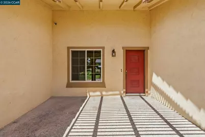 72 Lake Dr, Antioch, CA 94509 - Photo 4