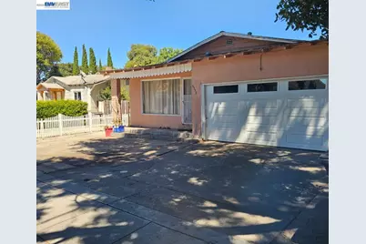 2338 Dumbarton Ave, East Palo Alto, CA 94303 - Photo 2