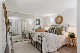 815 Portal Ave, Oakland, CA 94610 - Photo 40