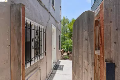 815 Portal Ave, Oakland, CA 94610 - Photo 30