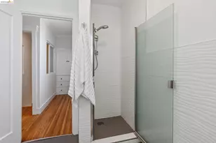 815 Portal Ave, Oakland, CA 94610 - Photo 28