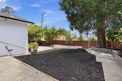 2337 Bentley Ct, Castro Valley, CA 94546 - Photo 38