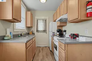 301 Lincoln Ave, Alameda, CA 94501 - Photo 32