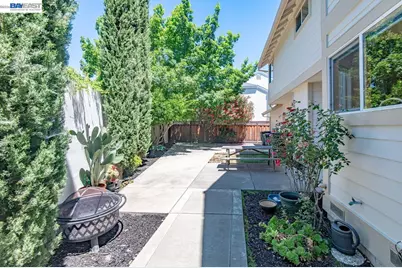 282 Del Valle Ct, Pleasanton, CA 94566 - Photo 44