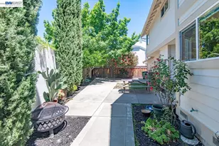 282 Del Valle Ct, Pleasanton, CA 94566 - Photo 44