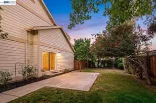 282 Del Valle Ct, Pleasanton, CA 94566 - Photo 4