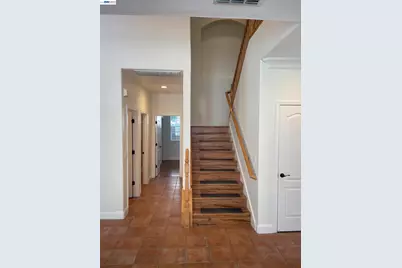 2432 Tennis Ln, Tracy, CA 95377 - Photo 18
