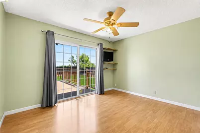 1126 Mission Dr, Antioch, CA 94509 - Photo 20