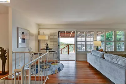 585 Crestmont Dr, Oakland, CA 94619 - Photo 8
