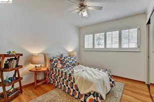 585 Crestmont Dr, Oakland, CA 94619 - Photo 38