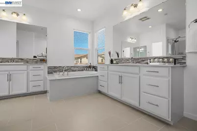 4003 Summit Dr, Tracy, CA 95377 - Photo 40