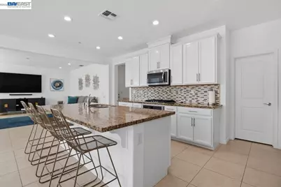 4003 Summit Dr, Tracy, CA 95377 - Photo 8