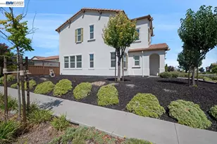 4003 Summit Dr, Tracy, CA 95377 - Photo 4