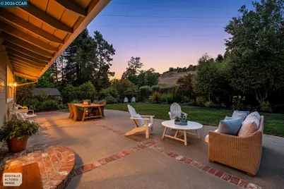 247 Corliss Dr, Moraga, CA 94556 - Photo 4