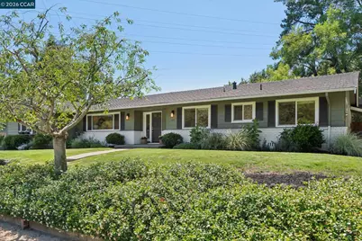 247 Corliss Dr, Moraga, CA 94556 - Photo 2