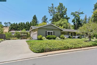 247 Corliss Dr, Moraga, CA 94556 - Photo 48