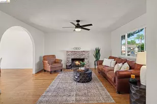 4630 Burgundy Dr, Oakley, CA 94561 - Photo 4