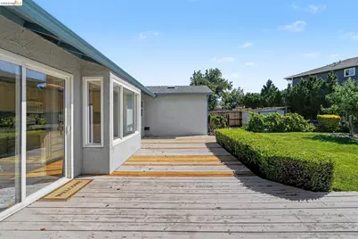 4630 Burgundy Dr, Oakley, CA 94561 - Photo 14