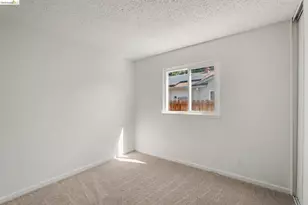 4630 Burgundy Dr, Oakley, CA 94561 - Photo 12