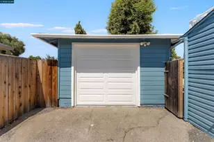 1243 Plaza Dr, Martinez, CA 94553 - Photo 28